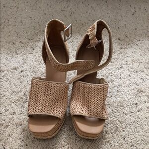 Universal Thread Tan Woven Espadrille Wedge Sandals